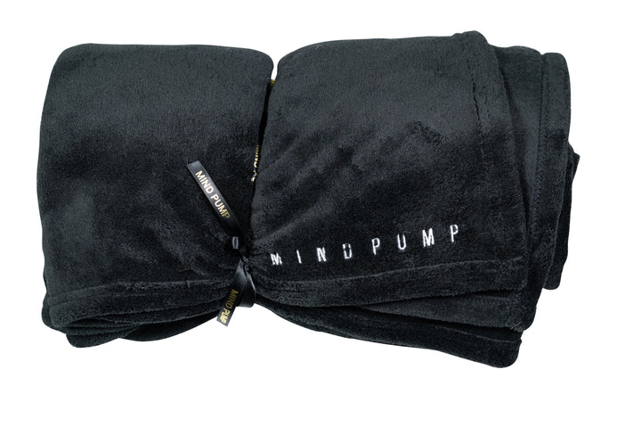 Mind Pump Fleece Blanket (Black)